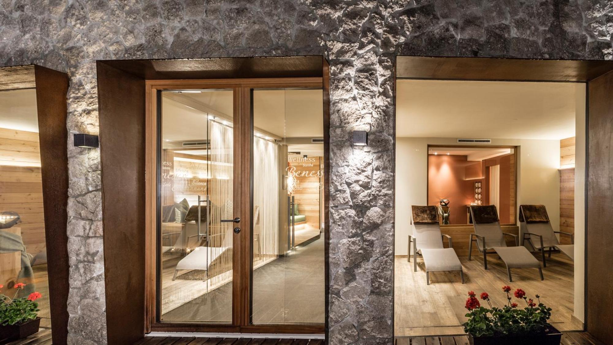 Miraval Naturhotel Badia  Eksteriør bilde