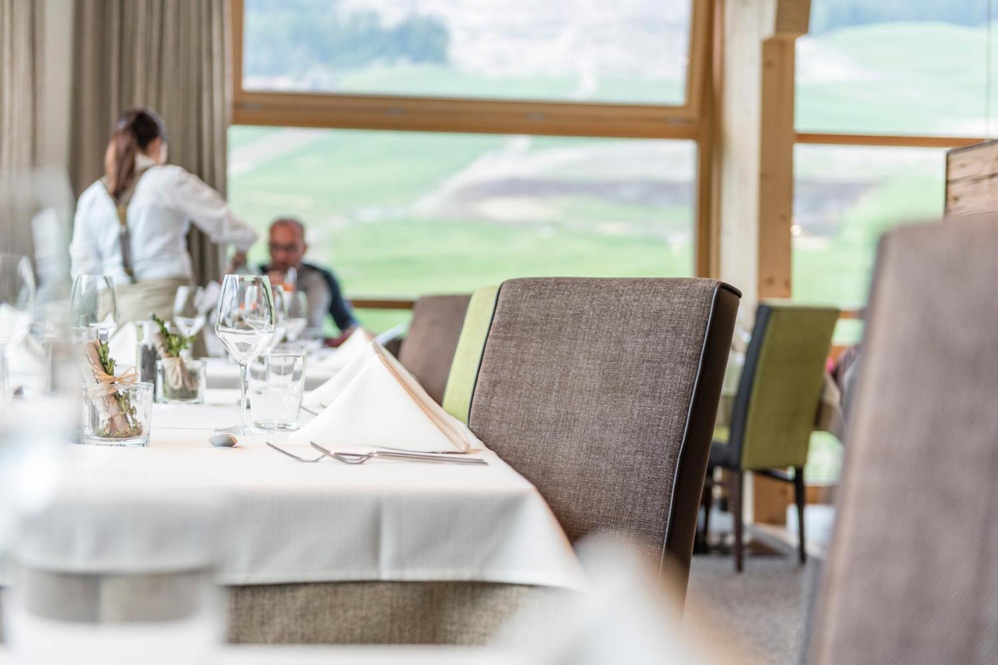 Miraval Naturhotel Badia  Eksteriør bilde