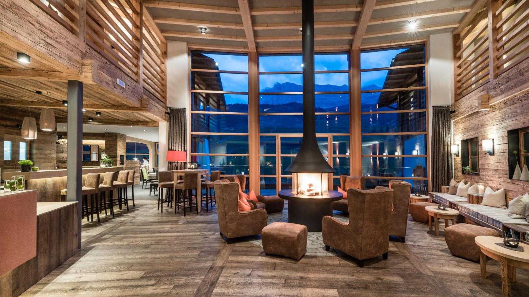 Miraval Naturhotel Badia  Eksteriør bilde