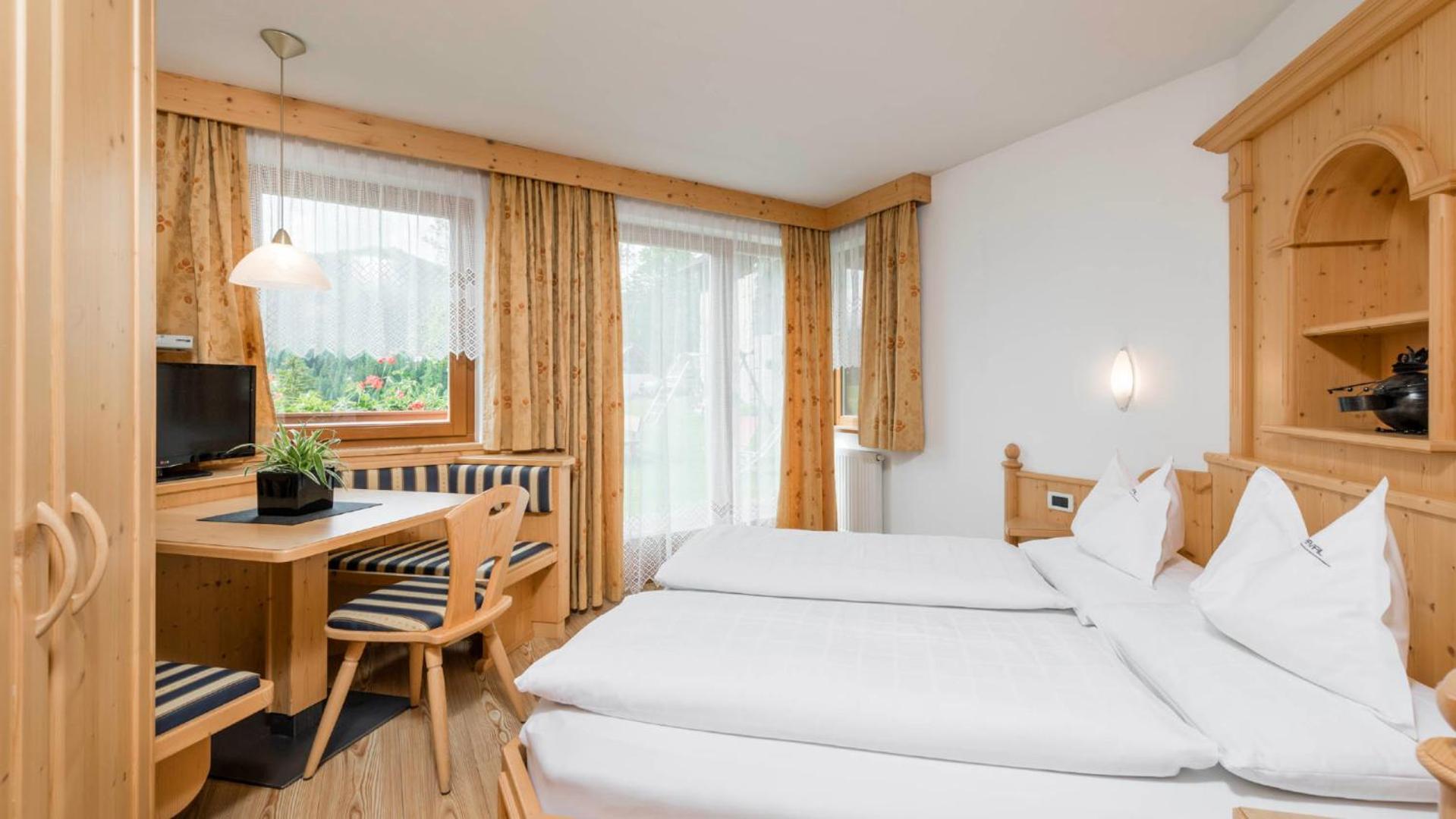 Miraval Naturhotel Badia  Rom bilde